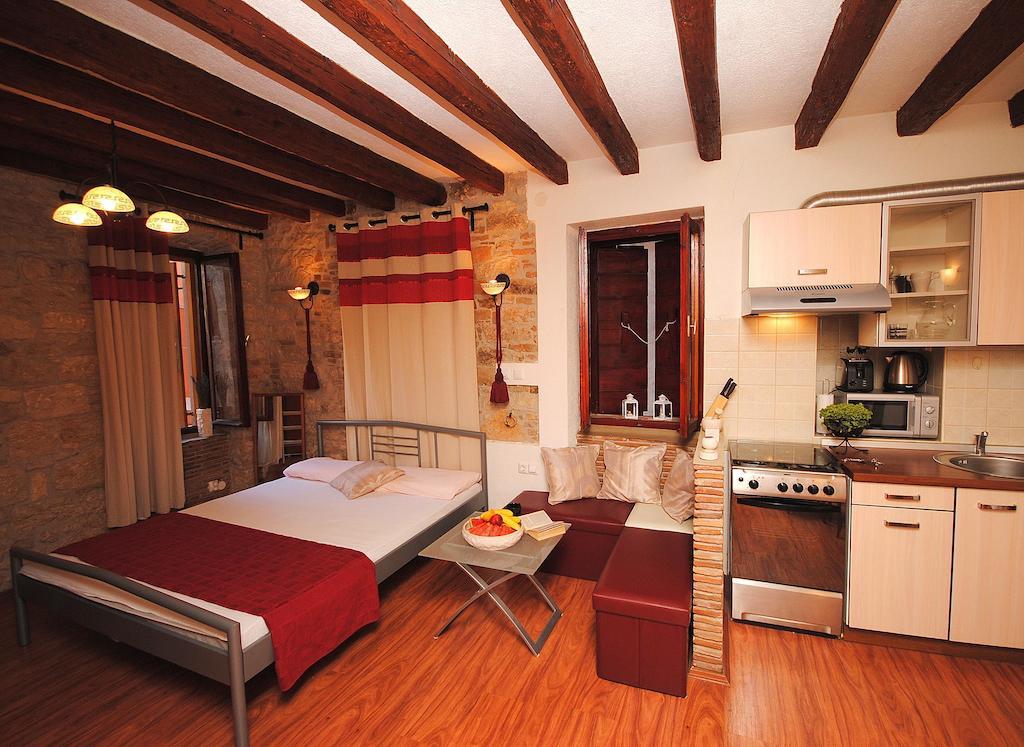 Guesthouse Ancient Stone Ровинь Номер фото