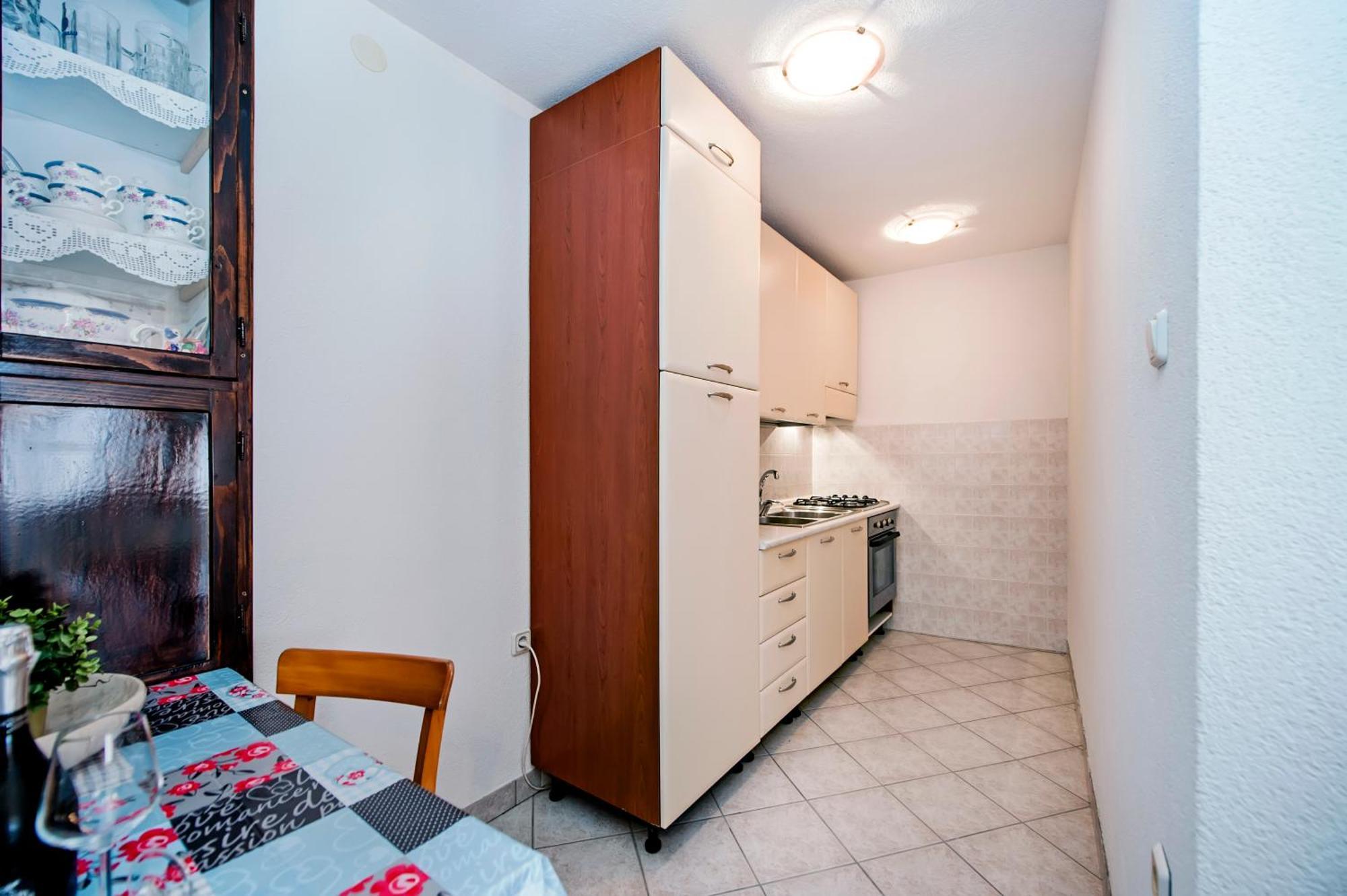 Guesthouse Ancient Stone Ровинь Экстерьер фото